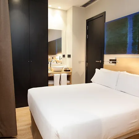 Hotel Ambit 4*