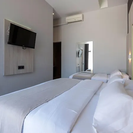 Casa de hóspedes Plaza Goya 2*