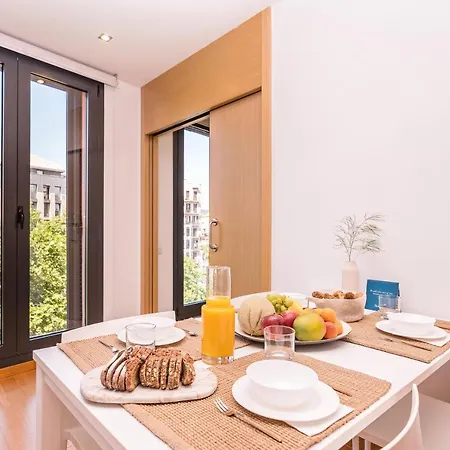 Sweett - Jardinets Apartamento *