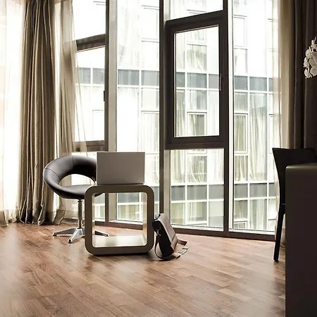 H10 Casanova Hotel