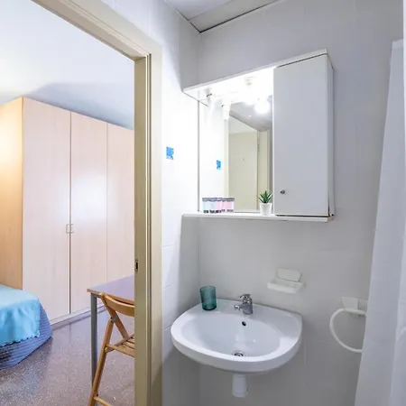 Residencia Universitaria Resa La Ciutadella Lejlighed *