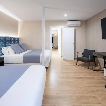 Hotel Hesperia Barri Gotic 3*