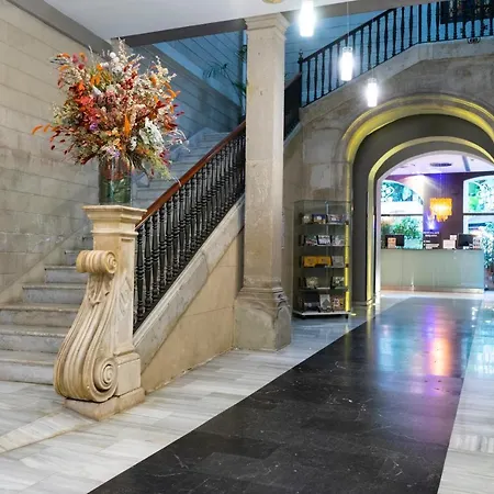 Petit Palace Boqueria Garden Отель 4*