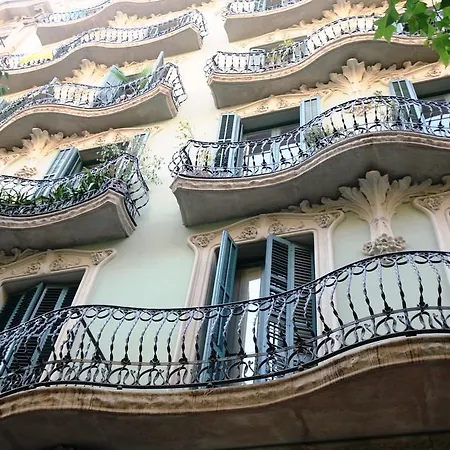 The Conica Deluxe 2* Barcelona