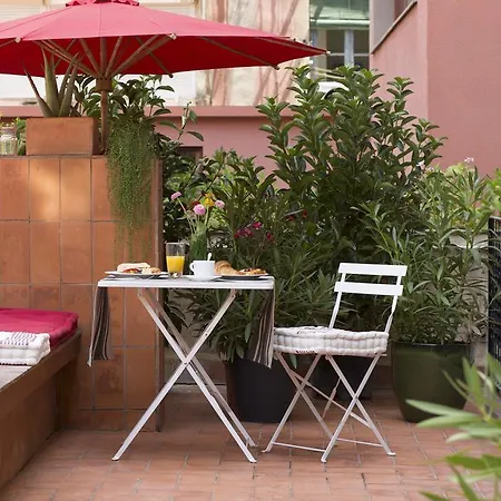 The Conica Deluxe 2* Barcelona