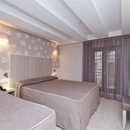 Hotel Santa Marta