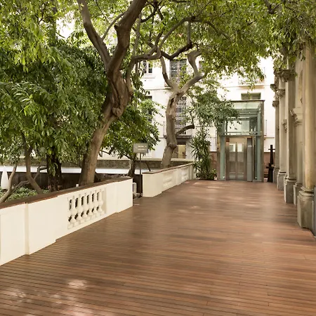 Petit Palace Boqueria Garden 4*