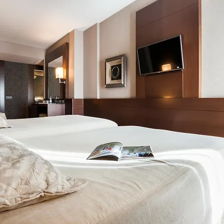 Colonial 4* Барселона