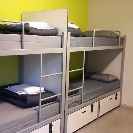 Hostel Pere Tarres Barcelona