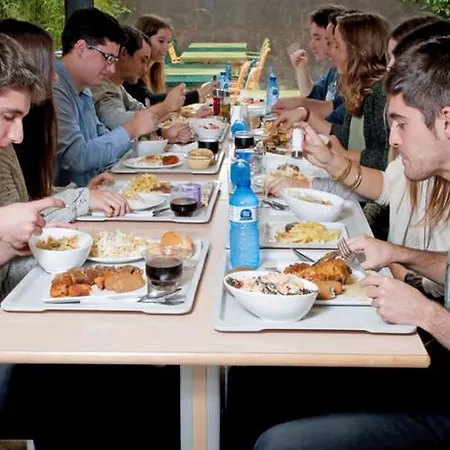 Pere Tarres Hostel Barcelona