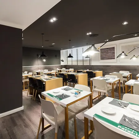 酒店 帕拉莱尔酒店 2*