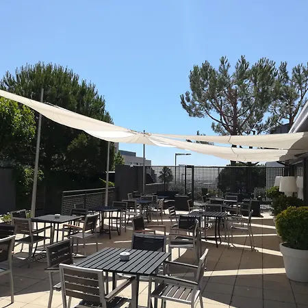 阿巴花园酒店 4* 埃斯普卢加·德·隆布雷格