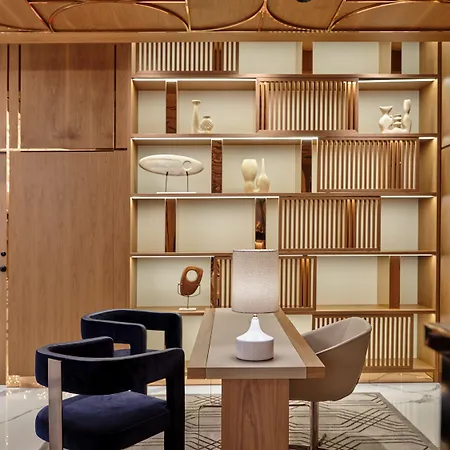 Intercontinental By Ihg Hotel 5*