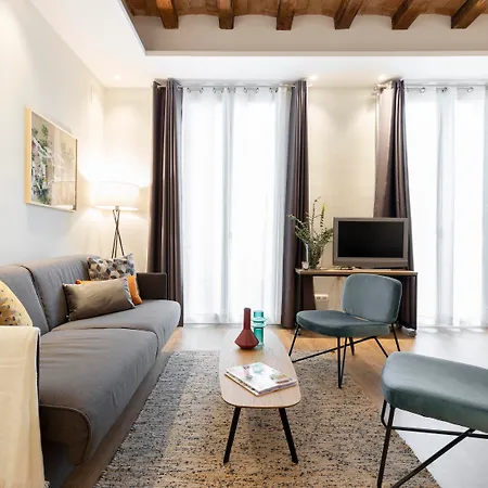 Aspasios Urquinaona Appartement