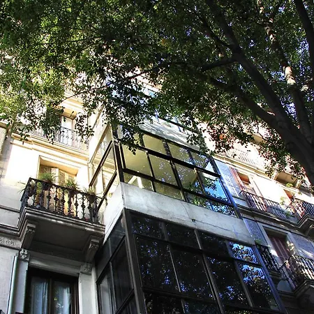 Aspasios Urquinaona Appartement *