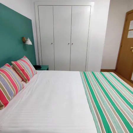 Gasthof Yomo Bcn Port 2*