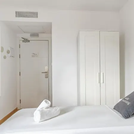 Limehome Carrer De Fontcoberta - Digital Access Hotell