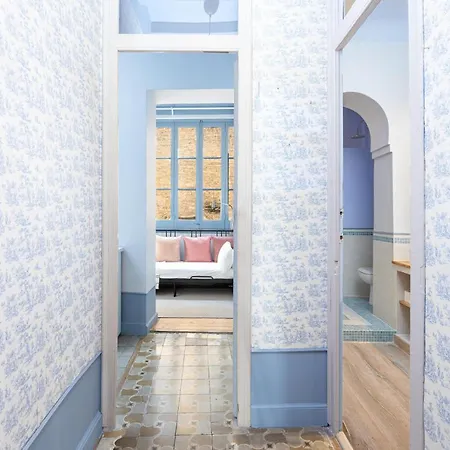 Luxurious-historical With Terrace * Barcelona