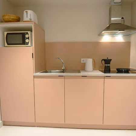 Hotel apartamentowy Smartr Ramblas 2*