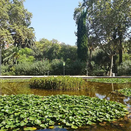 Aparteasy - Private Terrace, 3-bedroom