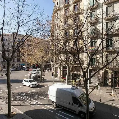 Consell Cent I 3 Eixample Apartamento