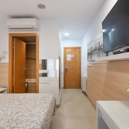 Penzion House 2*