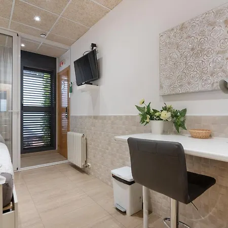 Penzion House 2*