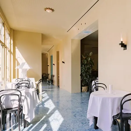 Отель Sonder Paseo De Gracia 5*