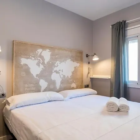 דירה Bebarceloner Sant Andreu - 3 Bedrooms With Terrace ברצלונה