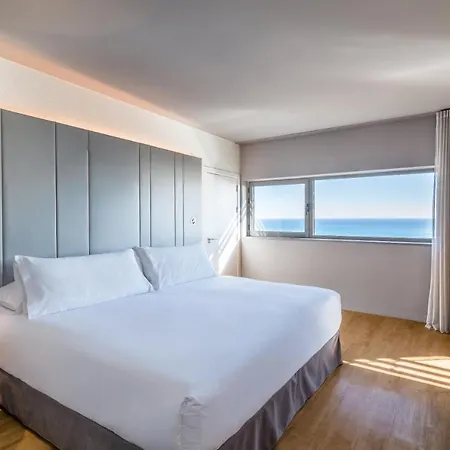Отель Occidental Atenea Mar - Adults Only Барселона