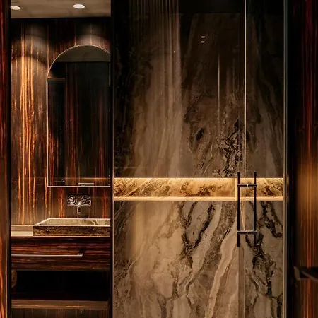 Bagues, A Small Luxury Of The World 5* Barcelona