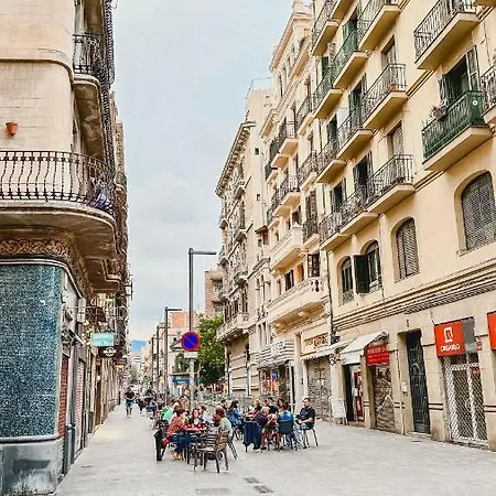 Appartement Privada, Casa Compartida Con Pareja Private Room, Shared House With A Couple *