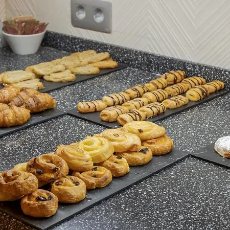 Ilunion Auditori Hotell 3*