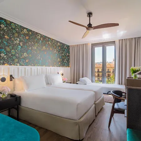 Hotel H10 Casanova 4*