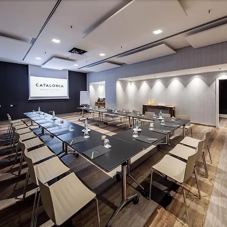 Catalonia Plaza 4*