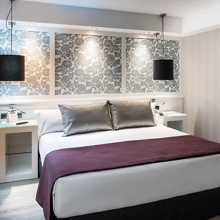 Catalonia Roma Hotel 3*