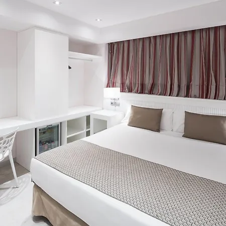 Catalonia Roma Hotel 3*