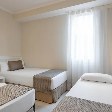 Catalonia Roma Hotel Barcelona