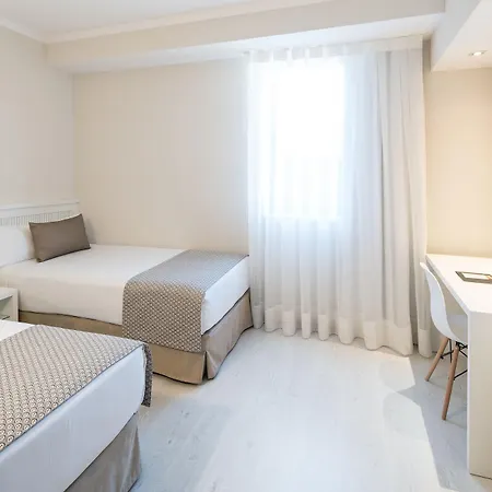 Catalonia Roma Hotel 3*