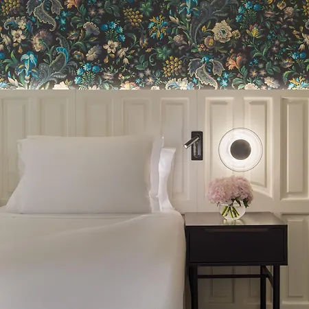 Hotel H10 Casanova