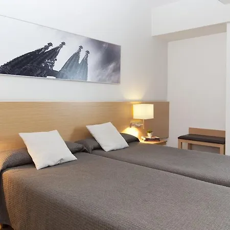 Sagrada Familia Hotell 3*