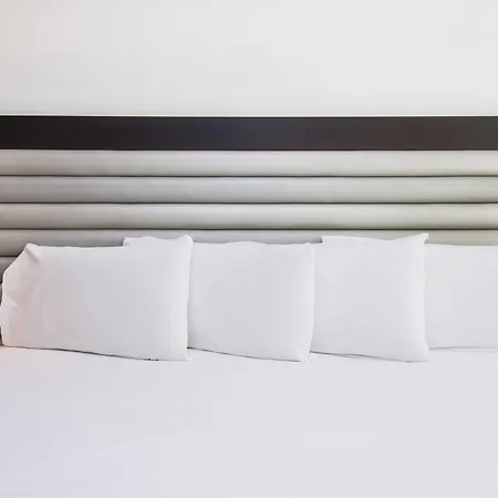 מלון Exe Cristal Palace 4*