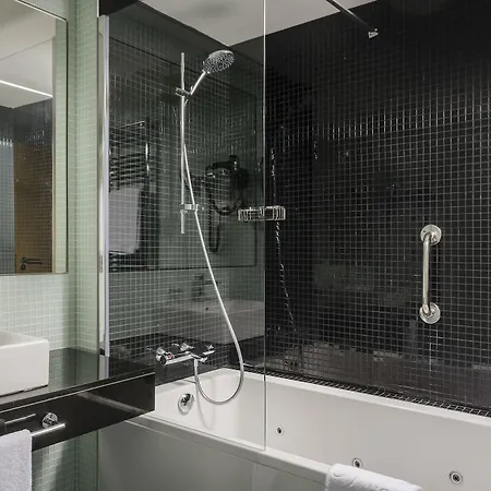 Отель Exe Plaza Catalunya 4*