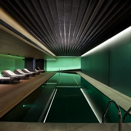 Mandarin Oriental,