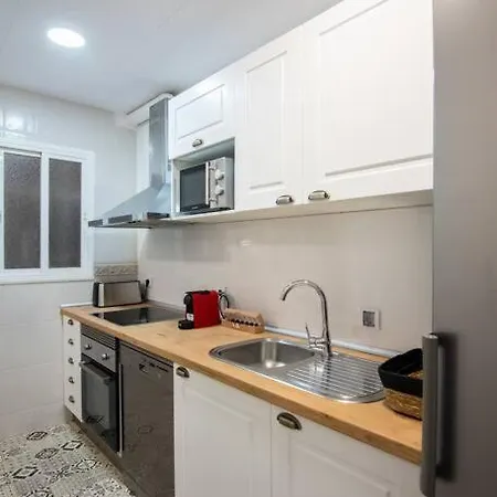 +25y Only, Family Flat Near The Barcelone