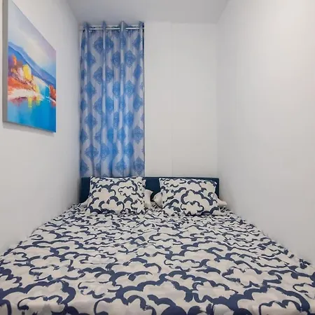 Appartement +25y Only, Family Flat Near The