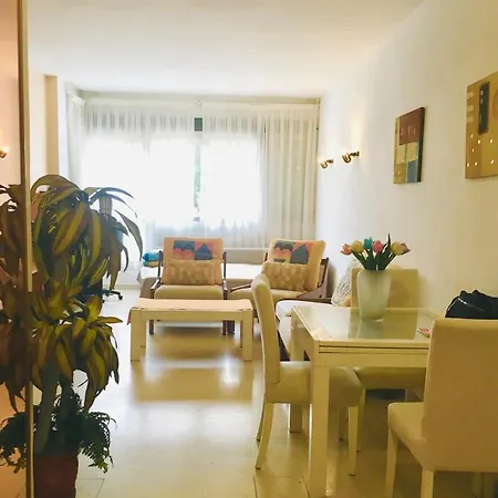Apartamento Soleado En City