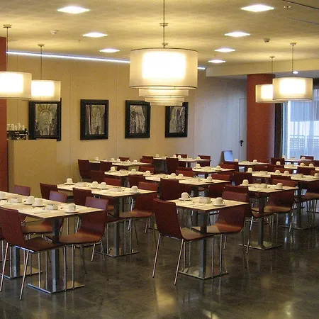 Отель Naitly Poblenou 4*