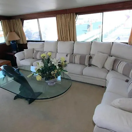 Yacht Our Alissa Botel *