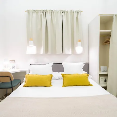 Feelathome Casa Bertrand Hotell